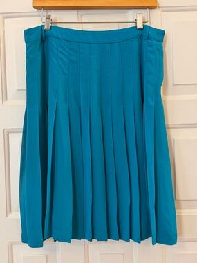 BCBG MaxAzria Blue Jade Bonita Pleated Chiffon Skirt Size 10
